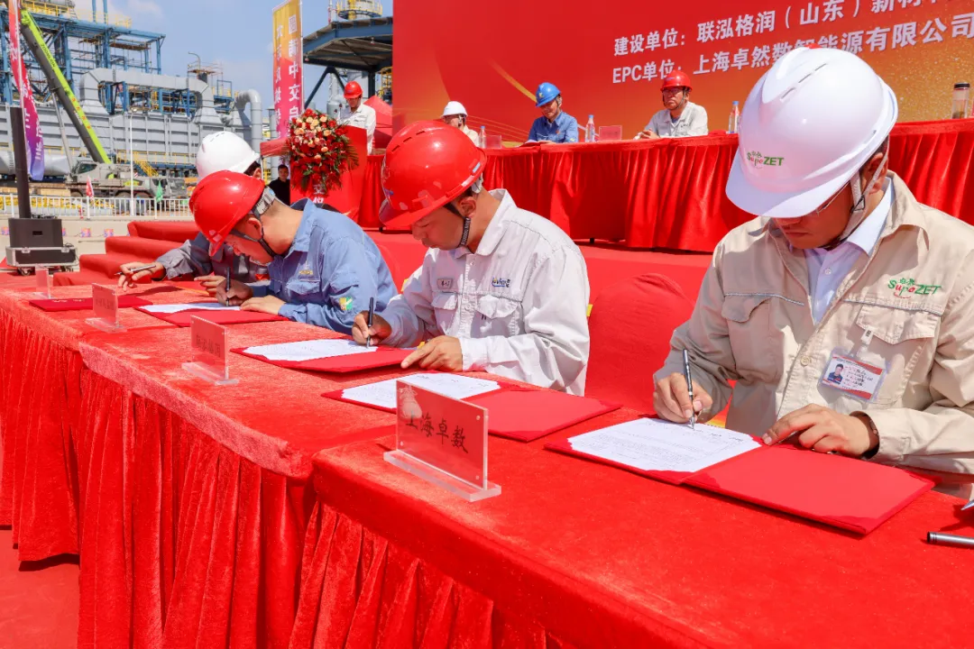 尊龙网址登录官网股份总承包联泓格润24万吨/年聚醚多元醇项目圆满中交