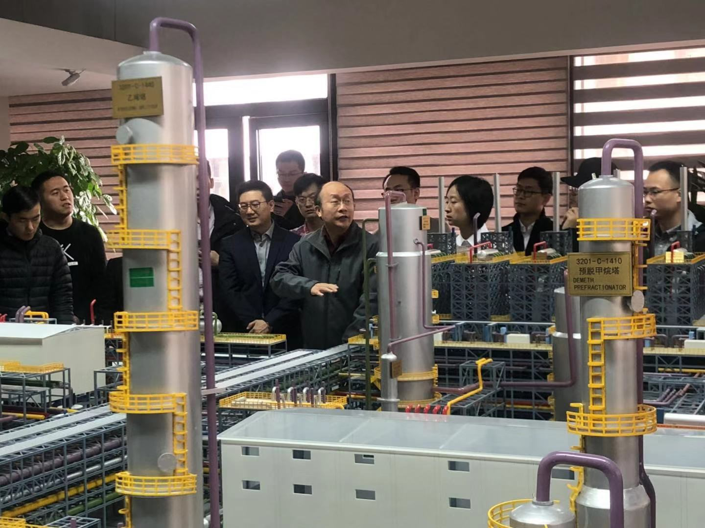 清华大学MEM团队一行参访尊龙网址登录官网